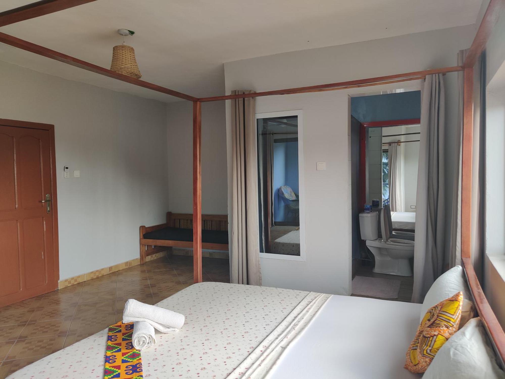 Afiki Hotel Elmina ภายนอก รูปภาพ
