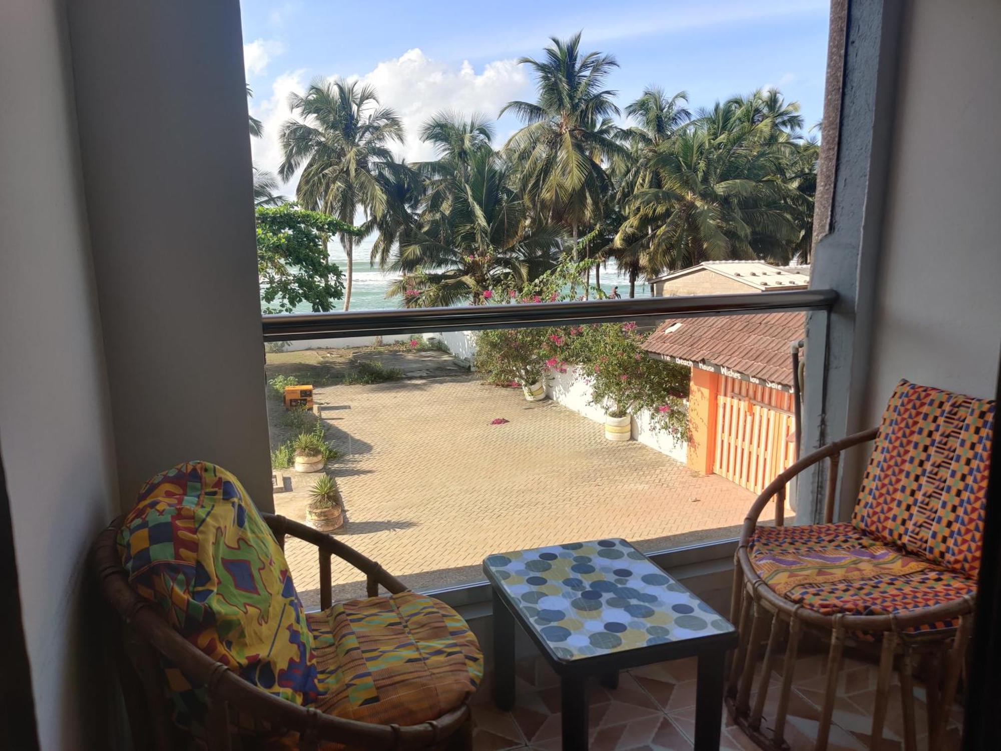 Afiki Hotel Elmina ภายนอก รูปภาพ