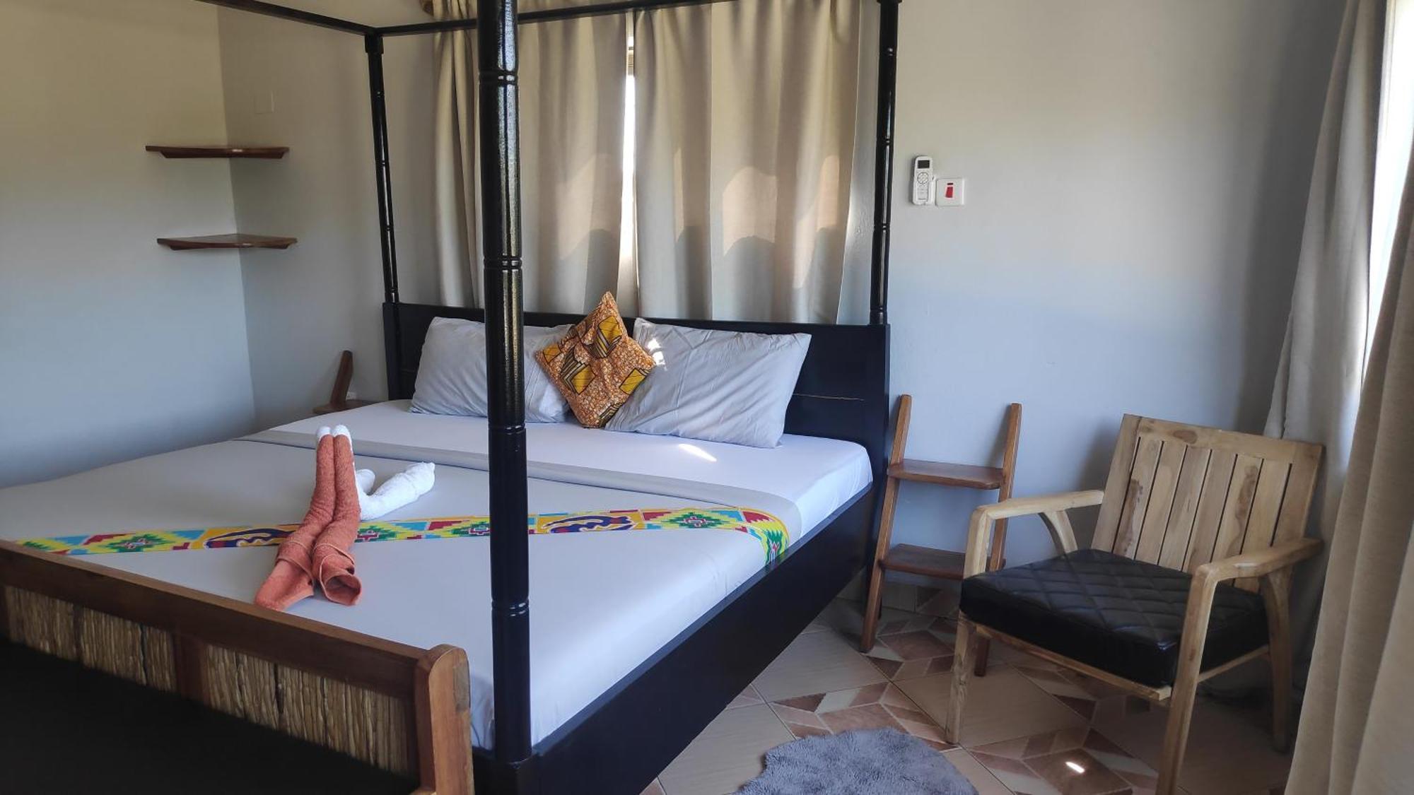 Afiki Hotel Elmina ภายนอก รูปภาพ