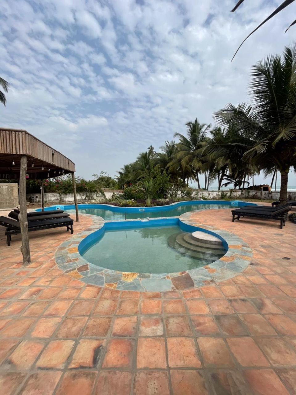 Afiki Hotel Elmina ภายนอก รูปภาพ