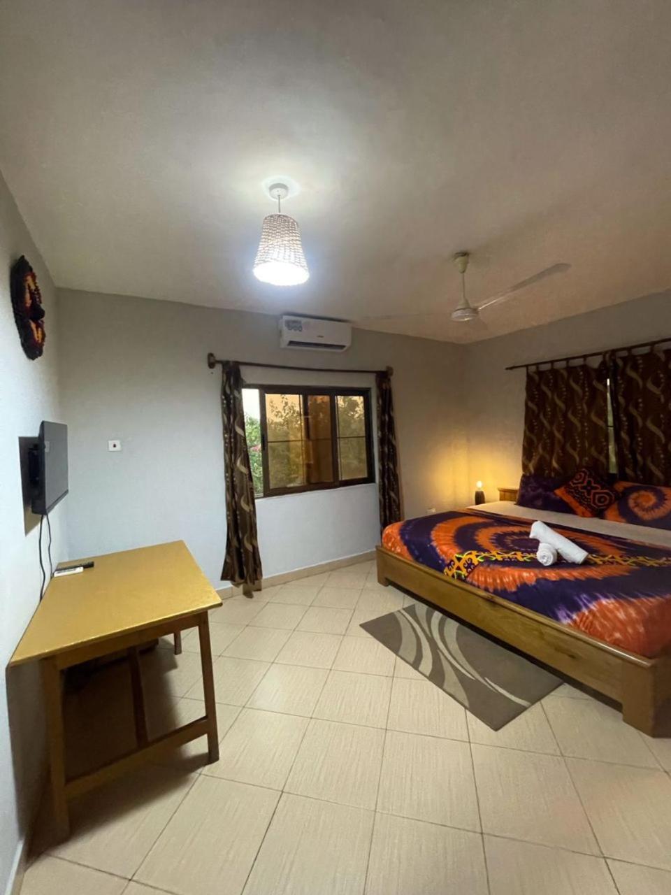 Afiki Hotel Elmina ภายนอก รูปภาพ