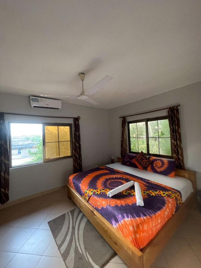 Afiki Hotel Elmina ภายนอก รูปภาพ